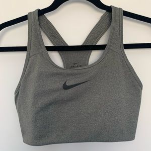 Nike Dri-FIT Swoosh Sports Bra